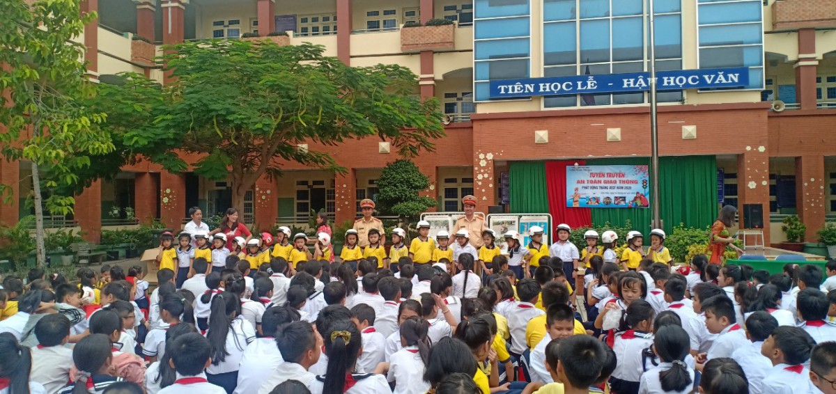 f6706e84c24a3d14645b3