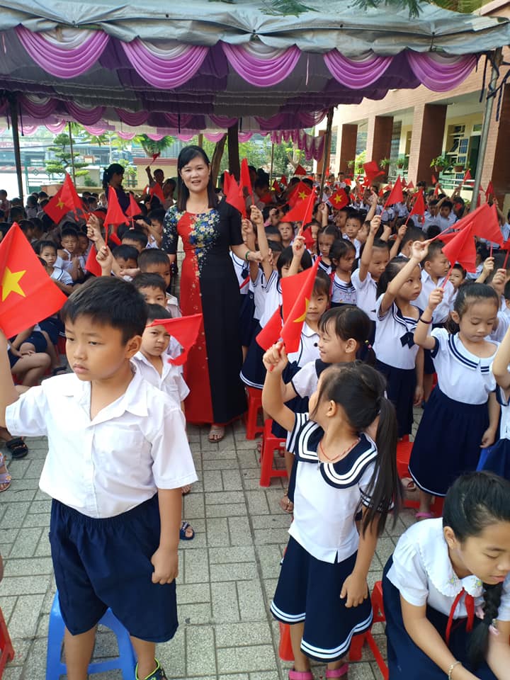 40814269_2005960372773166_8857072254912036864_n