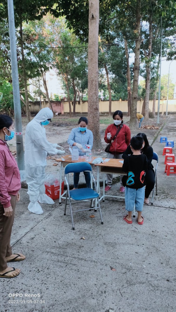 z3093507297082_24cf80501b1ca2a3bdf6d9dba277d01b